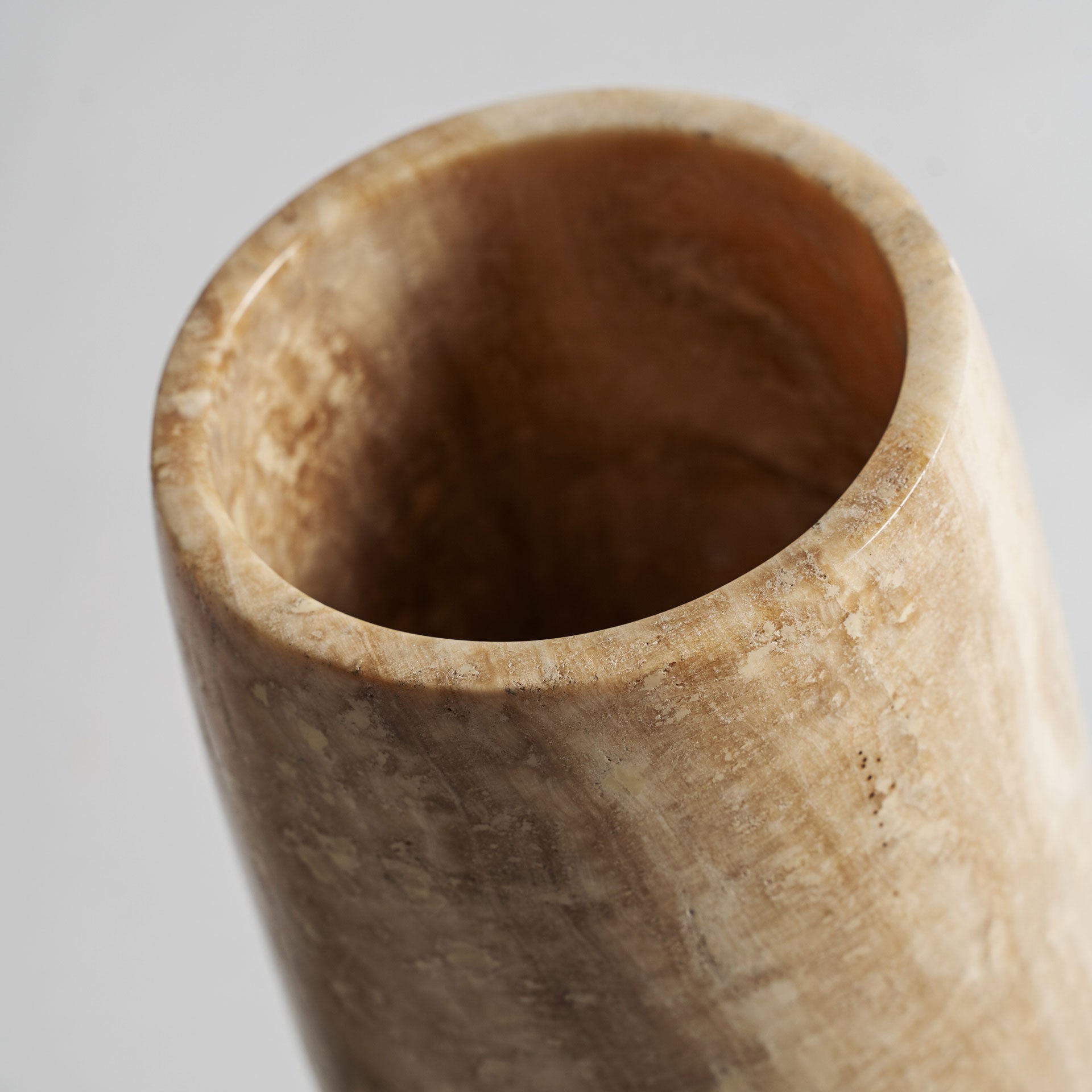 MAGLAND VASE